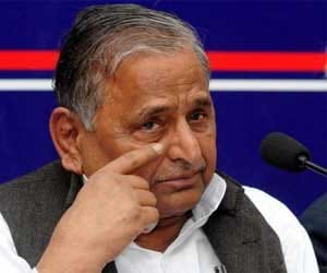 Mulayam_singh_slams_congress_on_modi