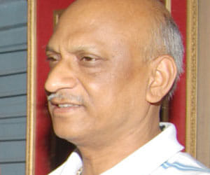 case of loot and attack on former sp minister