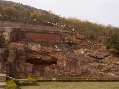other mysterious places known for gold treasure