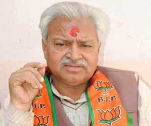 laxmikant vajpayi comments on sp