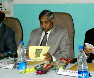 Vice-Chancellor expressed his high reach threat of employee