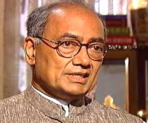 digvijay singh slams modi on history knowledge