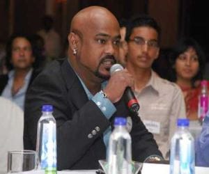 vinod-kambli-files-complaint-against-racist-comment 