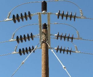 highvoltage-wire-accident-road