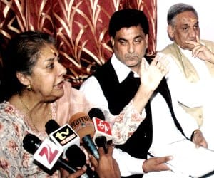 meeting on new cm of uttarakhand