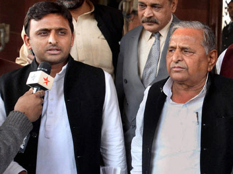 compensation of rs 15 lakh each to riots deaths family