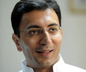 jitin prasad praised upa agenda in peru