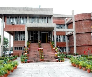 women Associate Professor blem to deputy director of Peck