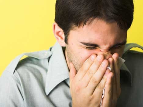 know your personality by sneezing style