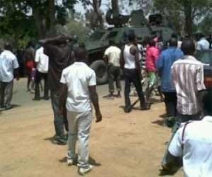 clash between nigerians in delhi.