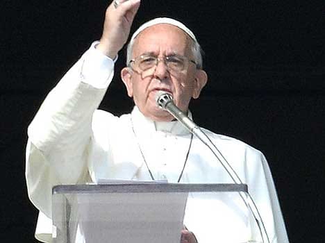 Vatican launches world survey on modern family life