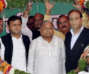 mulayam singh rally in mainpuri