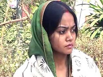cruel behaviour of jagriti singh and dhananjay singh