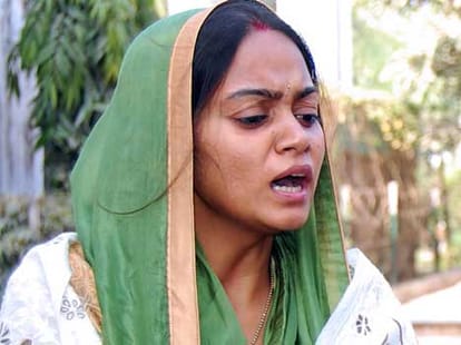 cruel behaviour of jagriti singh and dhananjay singh