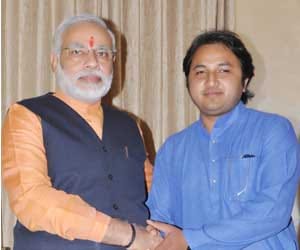 narendra modi in bastar palace 