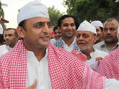 politics of uttar pradesh in year 2013
