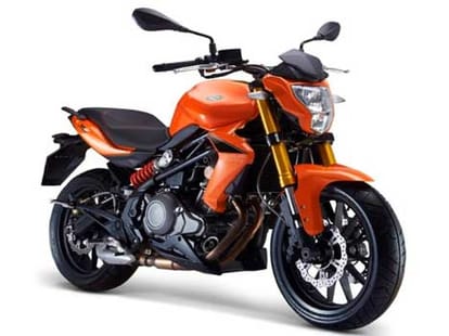 Benelli Unveiled BN 600 GT and BN 302 in EICMA 
