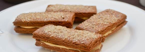 mocha biscuit cake