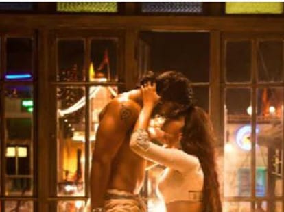 kiss and bedroom scene in ramleela