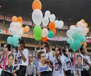 match-ends-in-3-days-and-foils-rose-shower-plan 
