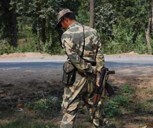 three crpf personals dies on road accident in delhi