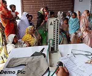 400 patients treated provided free medicine by army in kashmir