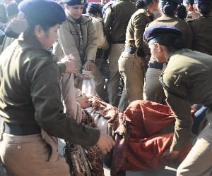 dispute on foundation day