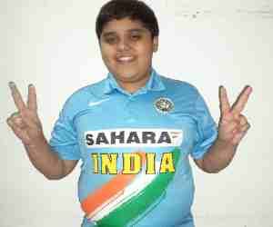 gift from sachin for rewari's akhil