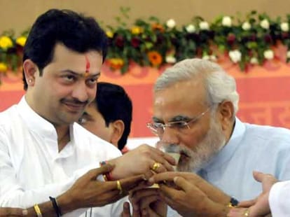 saints_mahant_baba_and_guru_in_assembly_elections
