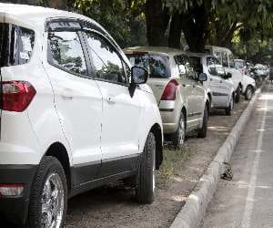 noida authorized parking place, you can see here