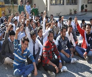 utu student angry for back paper