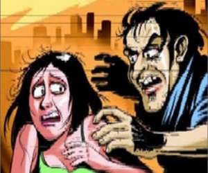 eve teasing with a girl on road 