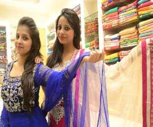 Open fashion outlet in Sector 22 A