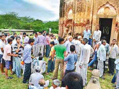 shobhan sarkar and unnao treasure drama
