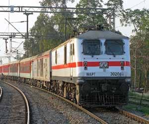 Avoid PAN as ID proof for rail tickets under tatkal scheme
