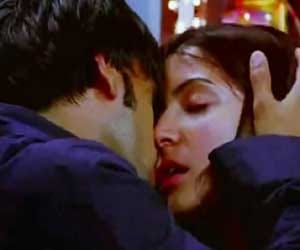kiss scene real life lover in hindi films
