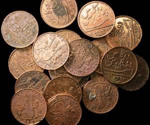 digging_sonebhadra_mughal_silver coins