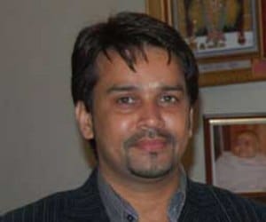 anurag thakur comments on akhilesh yadav