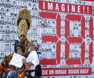 Retired DTO aware people to follow traffic rules in getup of Yamraj