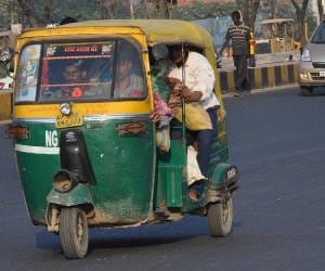 traffic jam_auto rokshaw