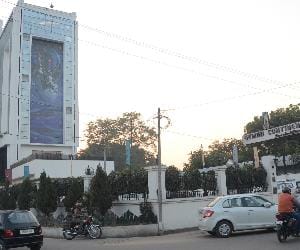 gemini hotel_highcourt_illegal construction_demolish