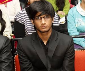 Youngest CEO_Raghav Sood_MCM College_Success tips