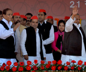 leaders in sp rally talked about modi rally