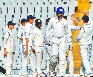 Ranji Trophy : 355  runs, target for gujrat