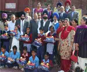 swetar distributed to school children