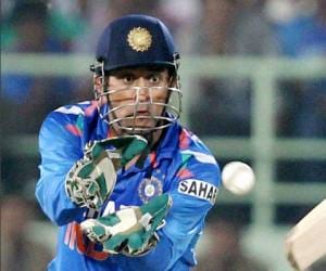 MS dhoni lost toss in 3rd ODI