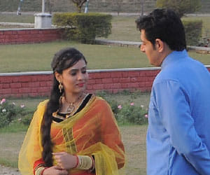 anti social elements grabbed the hand of the heroine