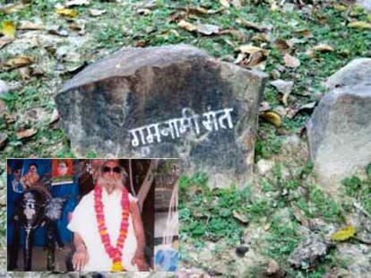 subhash chandra bose_mystery_gumnami baba_saint samrat_museum
