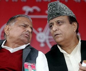samajwadi party muslim card