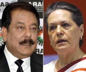 subrata roy sahara indirectly blame sonia gandhi for victimization